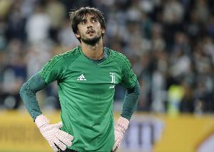 佩杜拉：尤文门将佩林、法兰克福门将特拉普被推荐给科莫